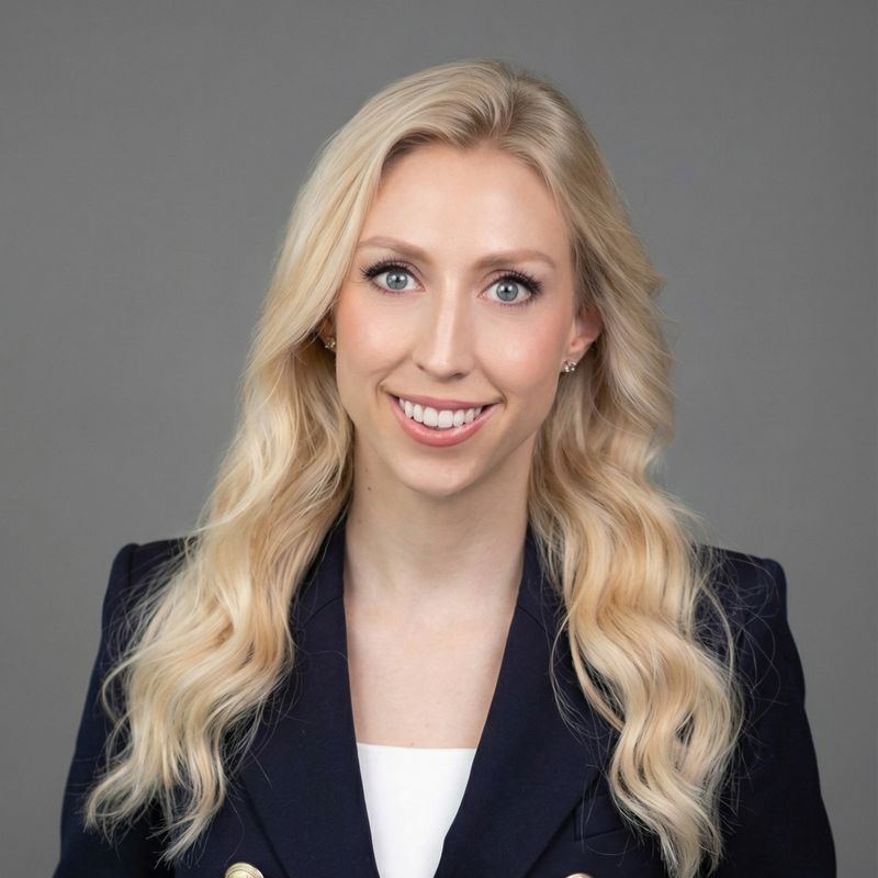 Veronika Van Wollen